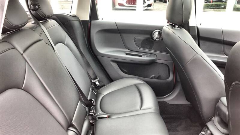 2019 MINI Countryman Cooper (image 27)