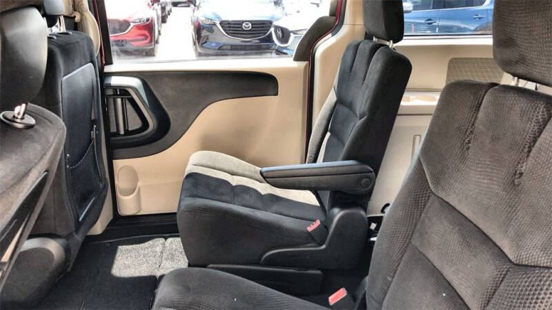 2014 Dodge Grand Caravan (image 27)