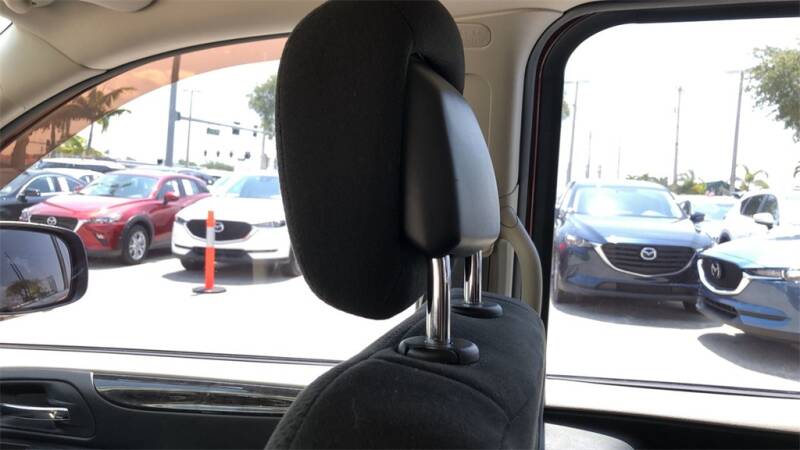 2014 Dodge Grand Caravan (image 17)