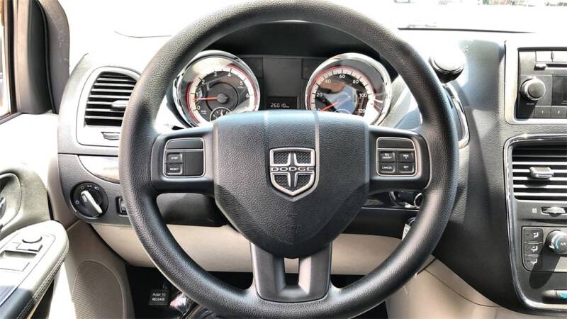 2014 Dodge Grand Caravan (image 37)