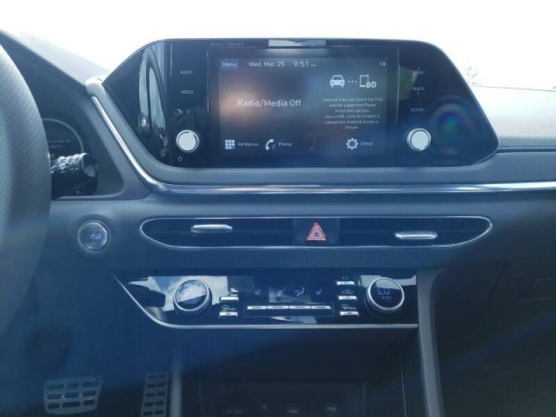 2020 Hyundai Sonata SEL Plus (image 10)