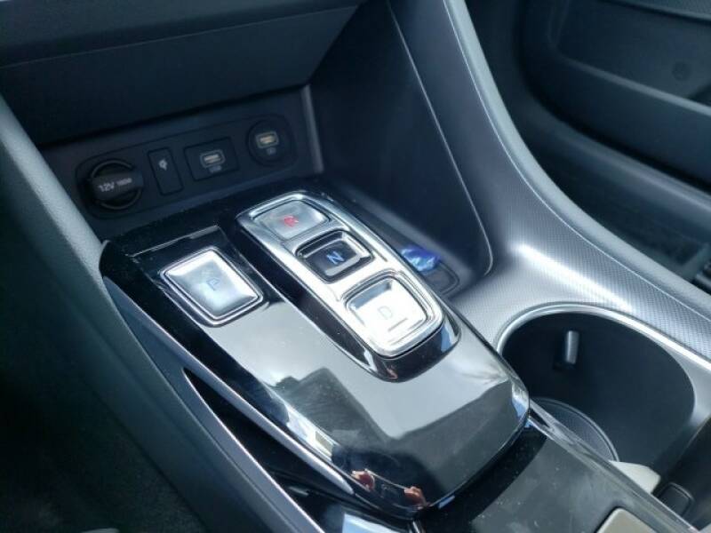 2020 Hyundai Sonata SEL Plus (image 12)