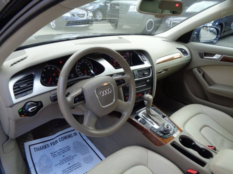 2011 Audi A4 2.0T quattro Premium Plus (image 11)