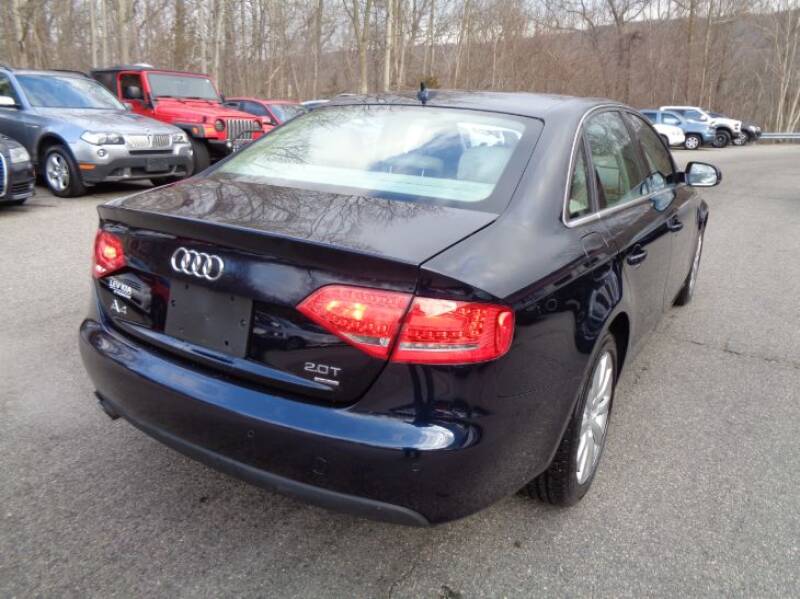 2011 Audi A4 2.0T quattro Premium Plus (image 5)