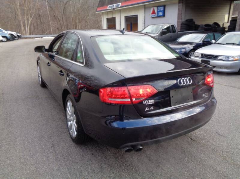 2011 Audi A4 2.0T quattro Premium Plus (image 7)