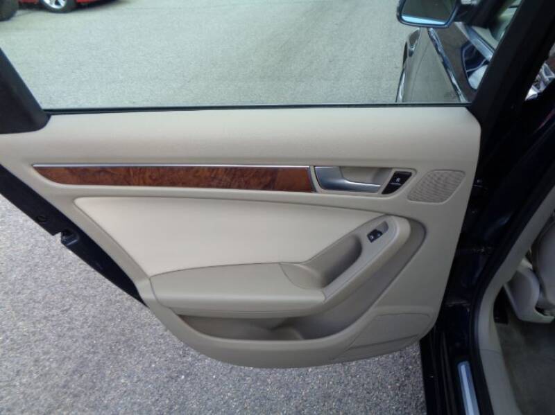 2011 Audi A4 2.0T quattro Premium Plus (image 16)