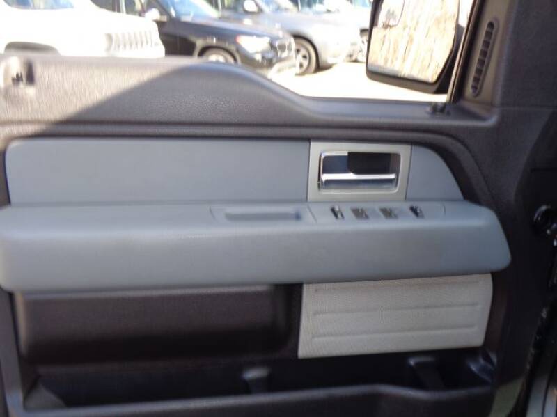 2011 Ford F-150 XLT (image 10)