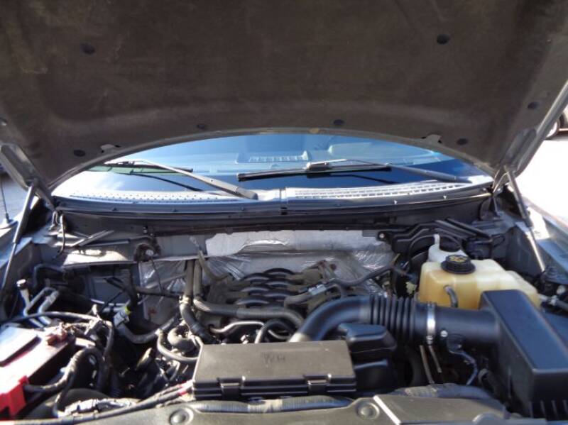 2011 Ford F-150 XLT (image 30)