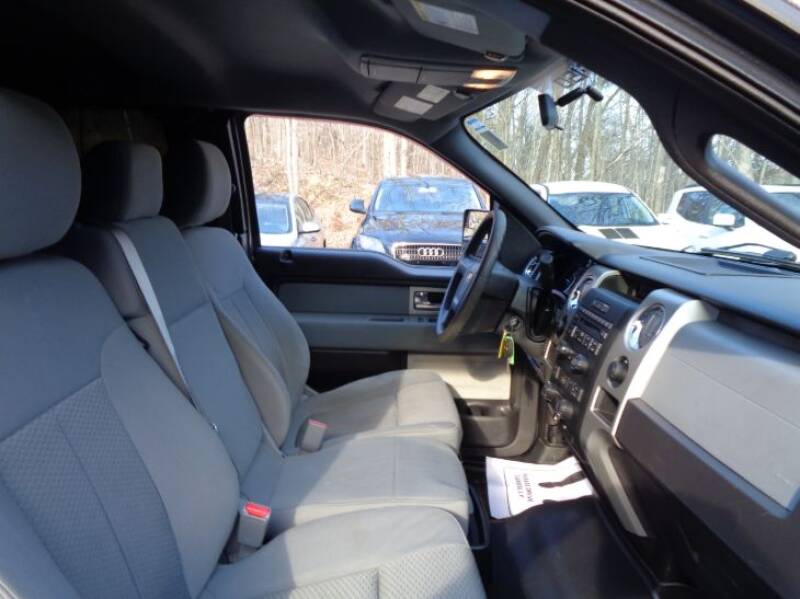 2011 Ford F-150 XLT (image 25)