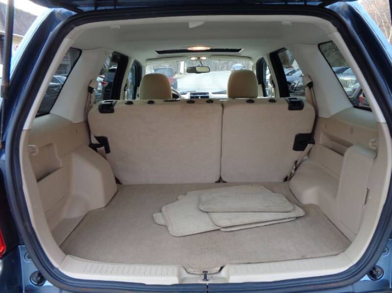 2011 Ford Escape XLT (image 29)