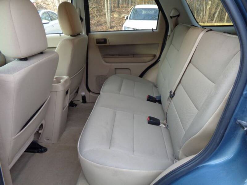 2011 Ford Escape XLT (image 10)