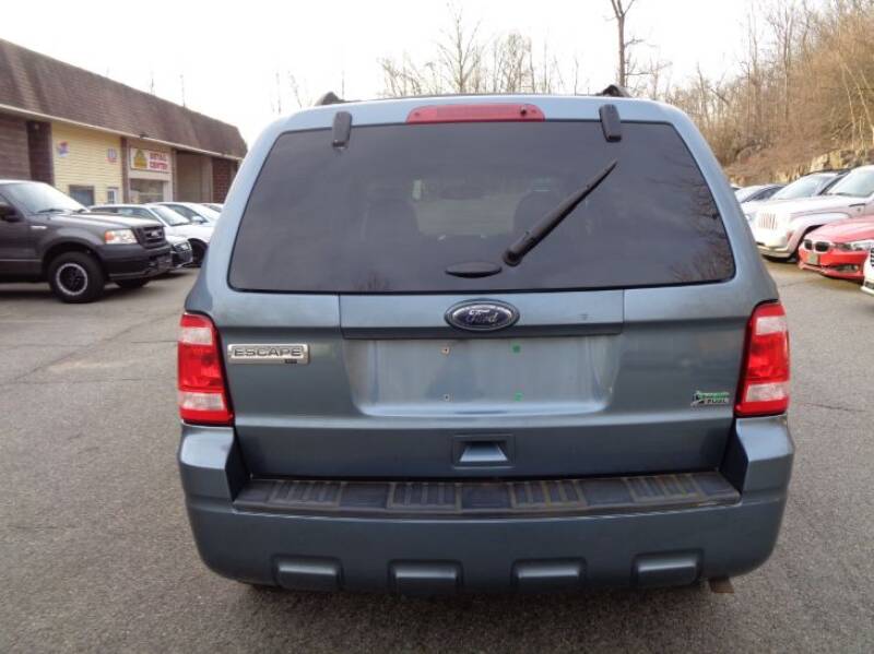 2011 Ford Escape XLT (image 4)