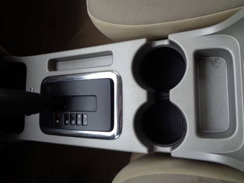 2011 Ford Escape XLT (image 24)