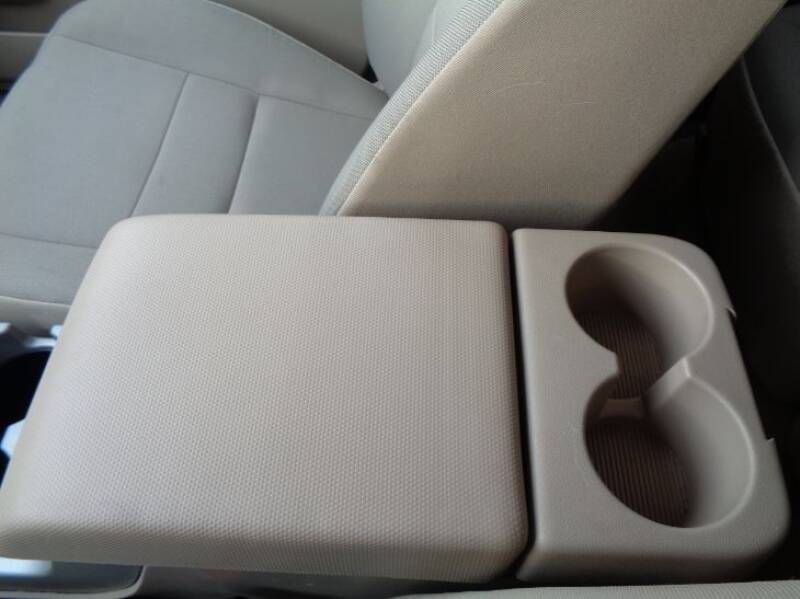 2011 Ford Escape XLT (image 25)