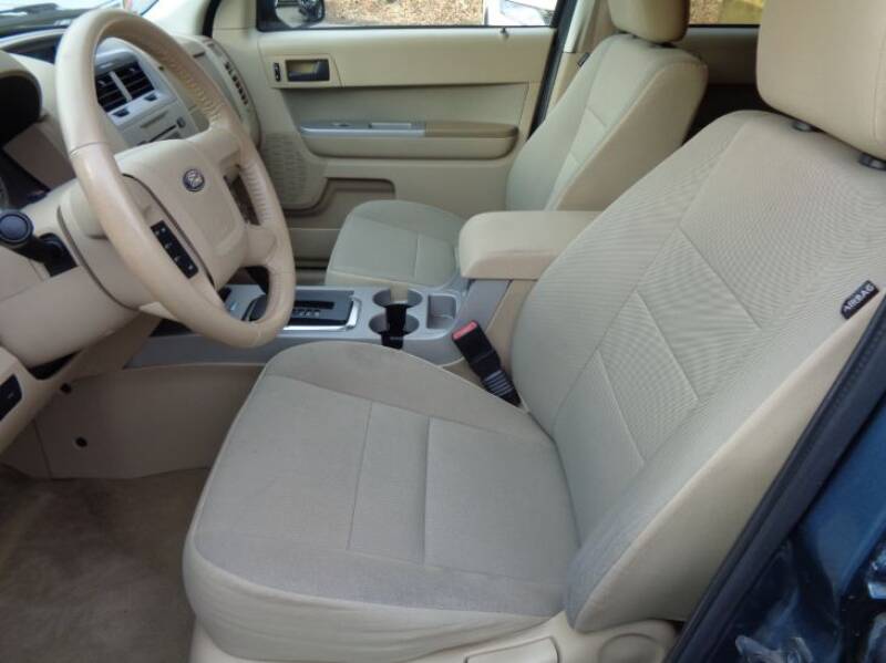 2011 Ford Escape XLT (image 18)