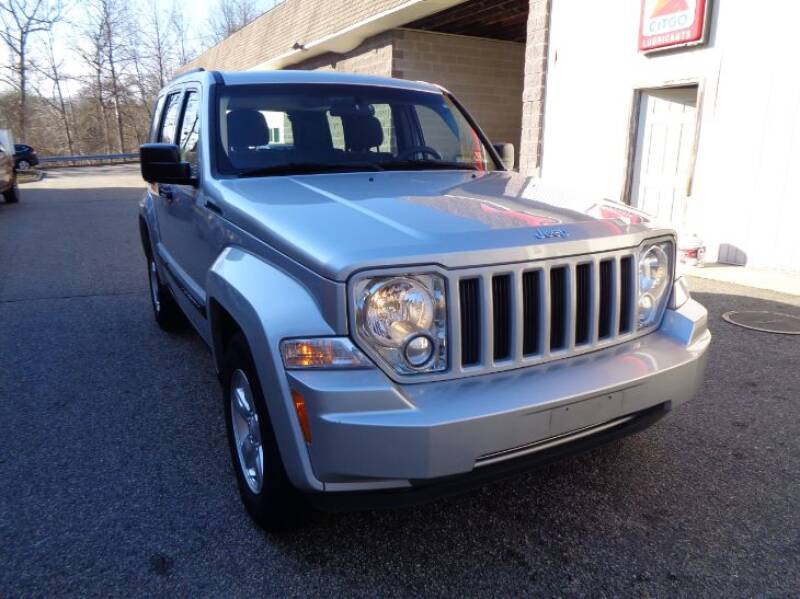 2012 Jeep Liberty Sport (image 3)