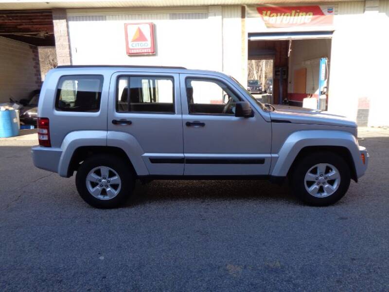 2012 Jeep Liberty Sport (image 4)