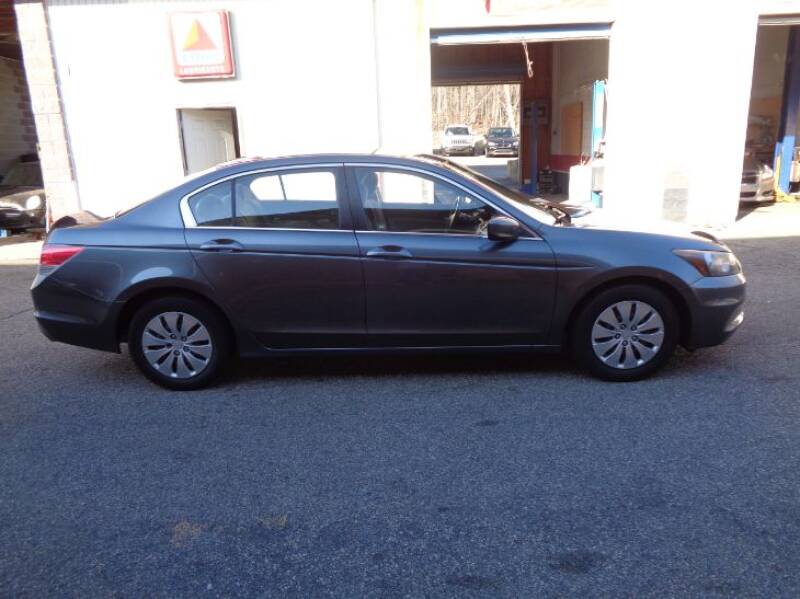 2011 Honda Accord LX (image 4)
