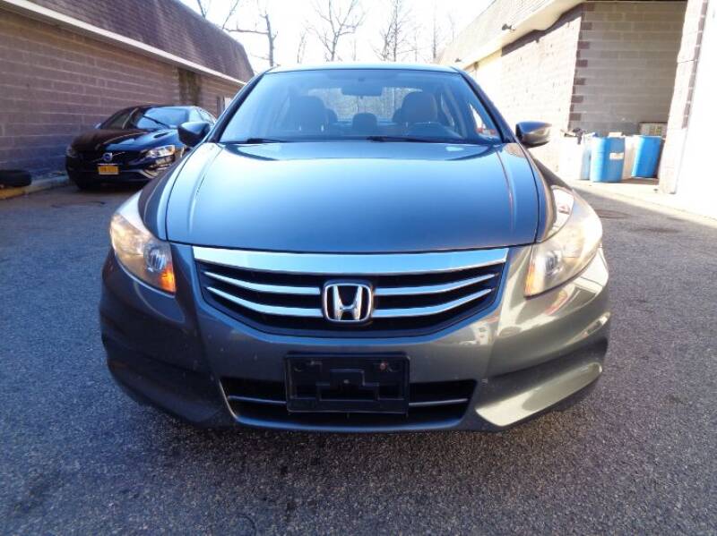 2011 Honda Accord LX (image 2)