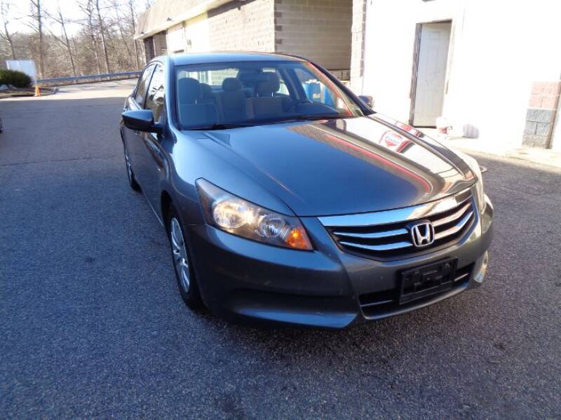 2011 Honda Accord LX (image 3)