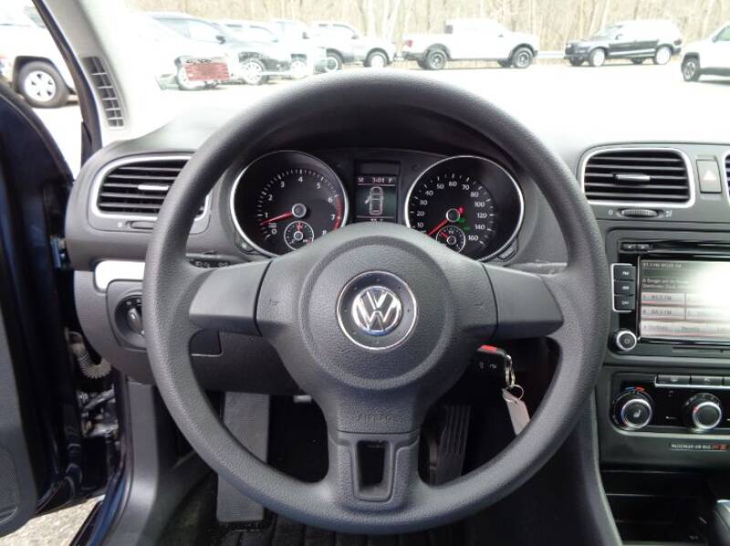 2012 Volkswagen Golf (image 15)