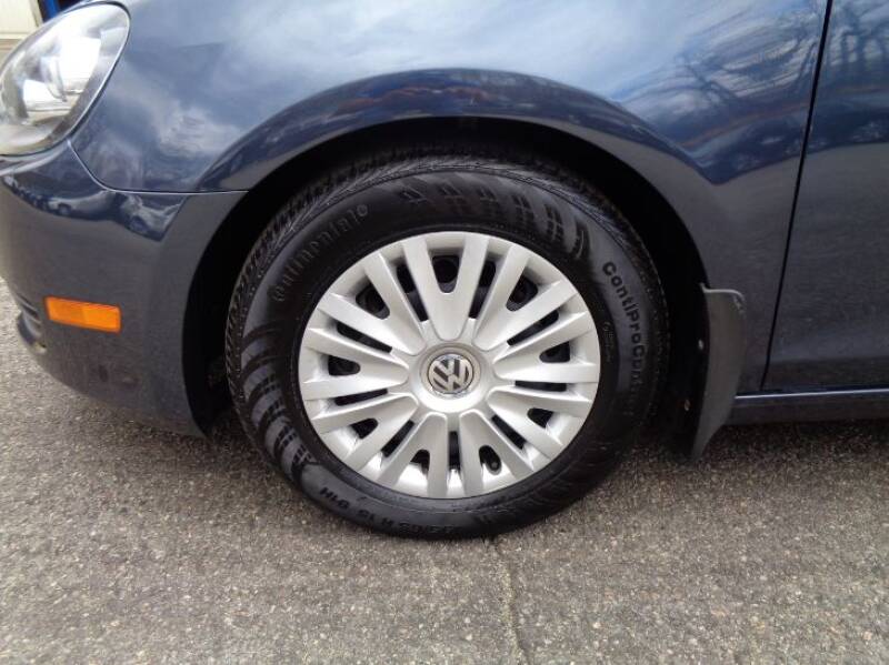 2012 Volkswagen Golf (image 27)