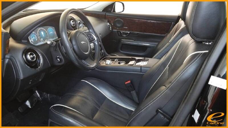 2016 Jaguar XJ R-Sport (image 19)