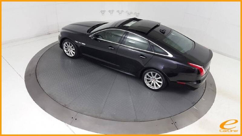 2016 Jaguar XJ R-Sport (image 73)