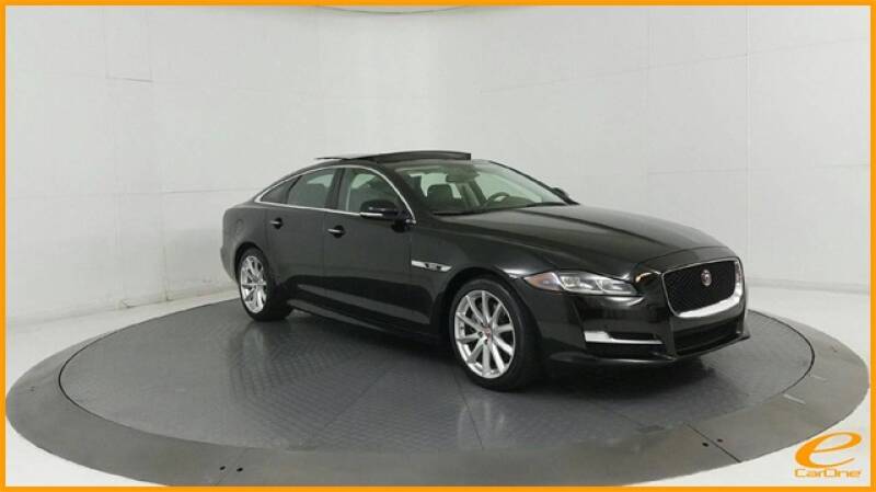 2016 Jaguar XJ R-Sport (image 80)