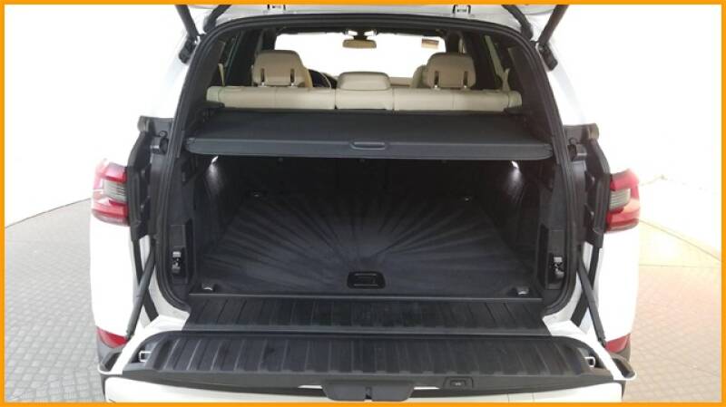 2019 BMW X5 xDrive40i (image 14)