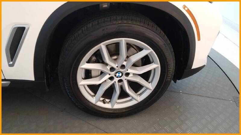 2019 BMW X5 xDrive40i (image 65)