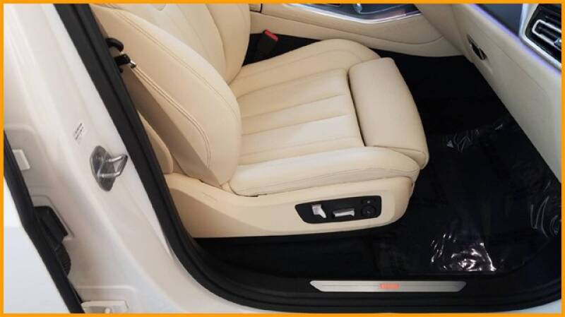 2019 BMW X5 xDrive40i (image 23)