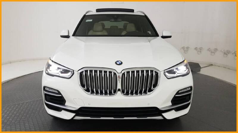2019 BMW X5 xDrive40i (image 13)