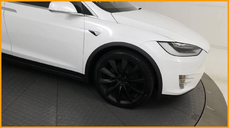 2018 Tesla Model X 100D (image 7)
