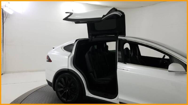 2018 Tesla Model X 100D (image 39)