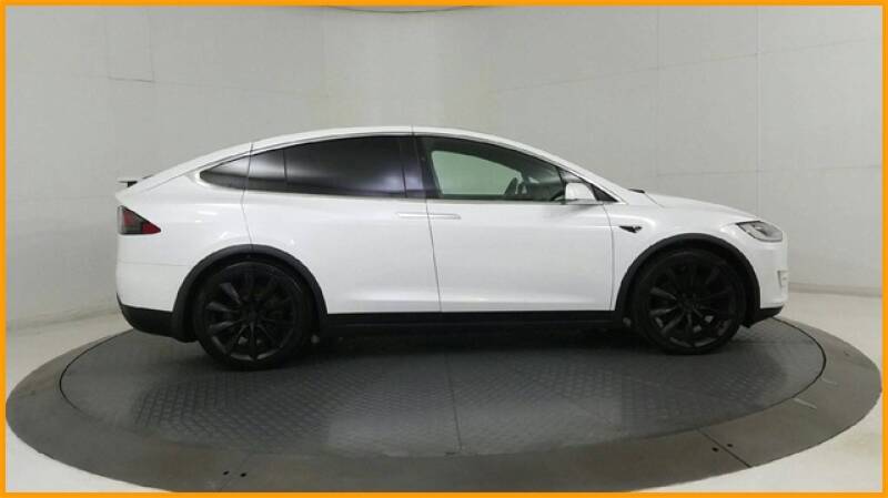 2018 Tesla Model X 100D (image 96)