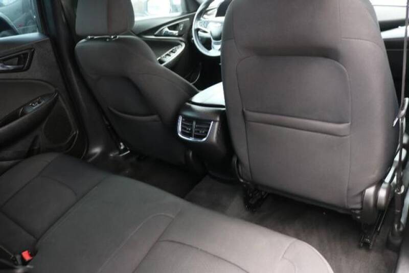 2016 Chevrolet Malibu LT (image 23)