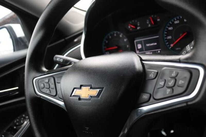 2016 Chevrolet Malibu LT (image 29)