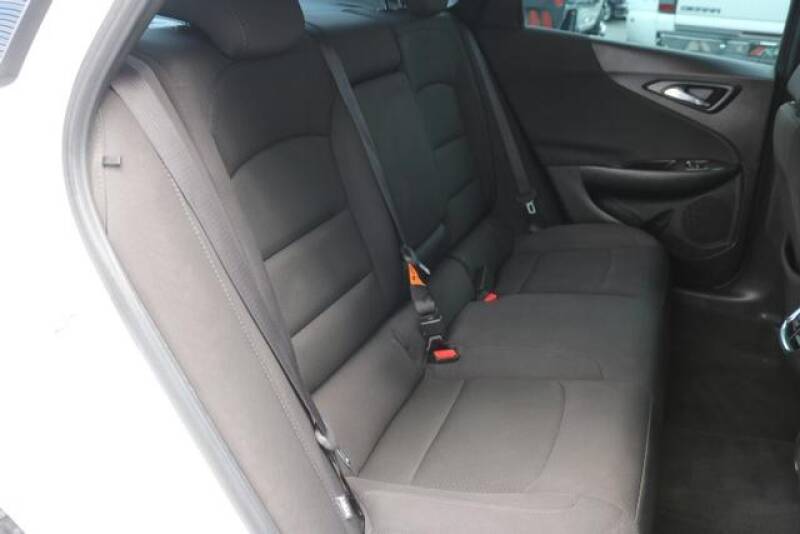 2016 Chevrolet Malibu LT (image 22)