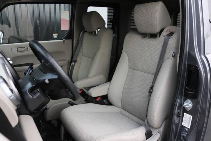 2010 Honda Element EX (image 17)