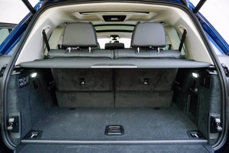 2020 BMW X7 xDrive40i (image 38)