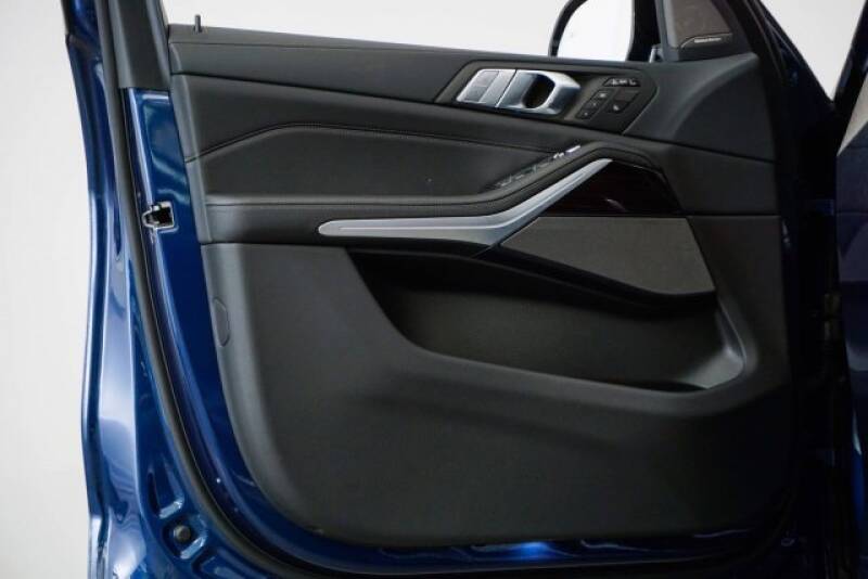 2020 BMW X7 xDrive40i (image 36)