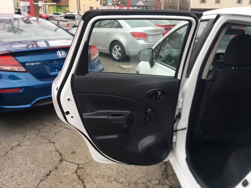 2018 Nissan Versa Note S (image 16)