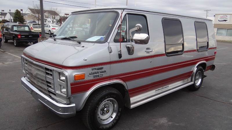 Chevrolet van 1985