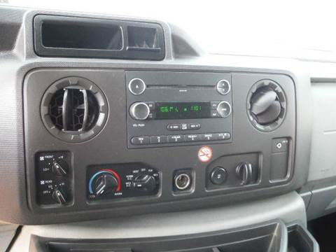 2011 Ford E-Series Wagon