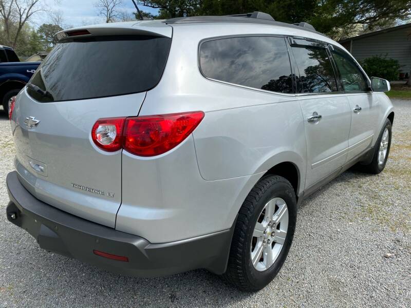 2010 Chevrolet Traverse LT 4dr SUV w/2LT In Scotland Neck NC Byron