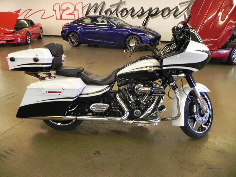 2012 Harley-Davidson Road Glide for sale at 121 Motorsports in Mount Zion IL