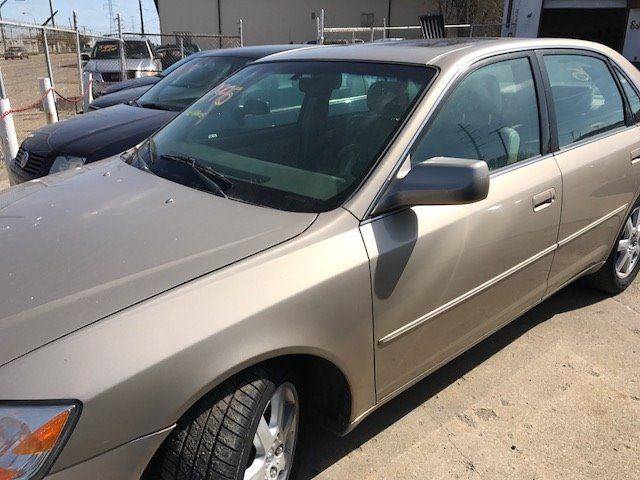 2000 Toyota Avalon for sale at Royal Auto Group in Warren MI