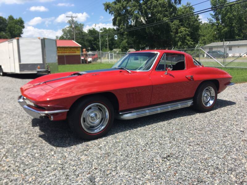 F & A Corvette Car Dealer in Colonial Beach, VA