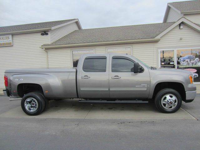 2009 GMC Sierra 3500HD for sale at Portage Car & Truck Sales Inc. in Akron OH